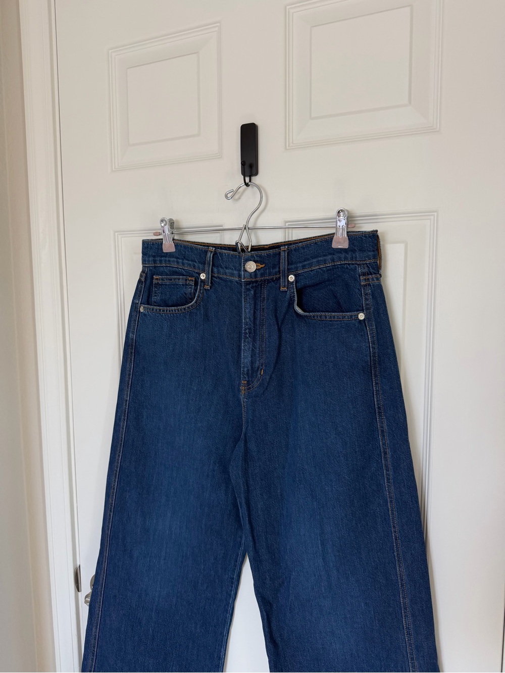 Veronica Beard Taylor Relaxed Wide Leg High Rise Jeans, 29 - Picture 4 of 11